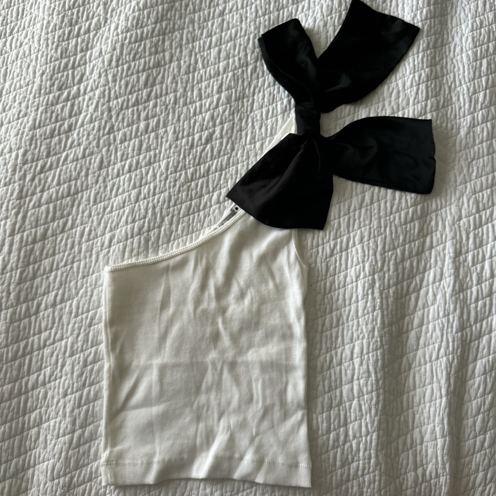 One-Shoulder Top